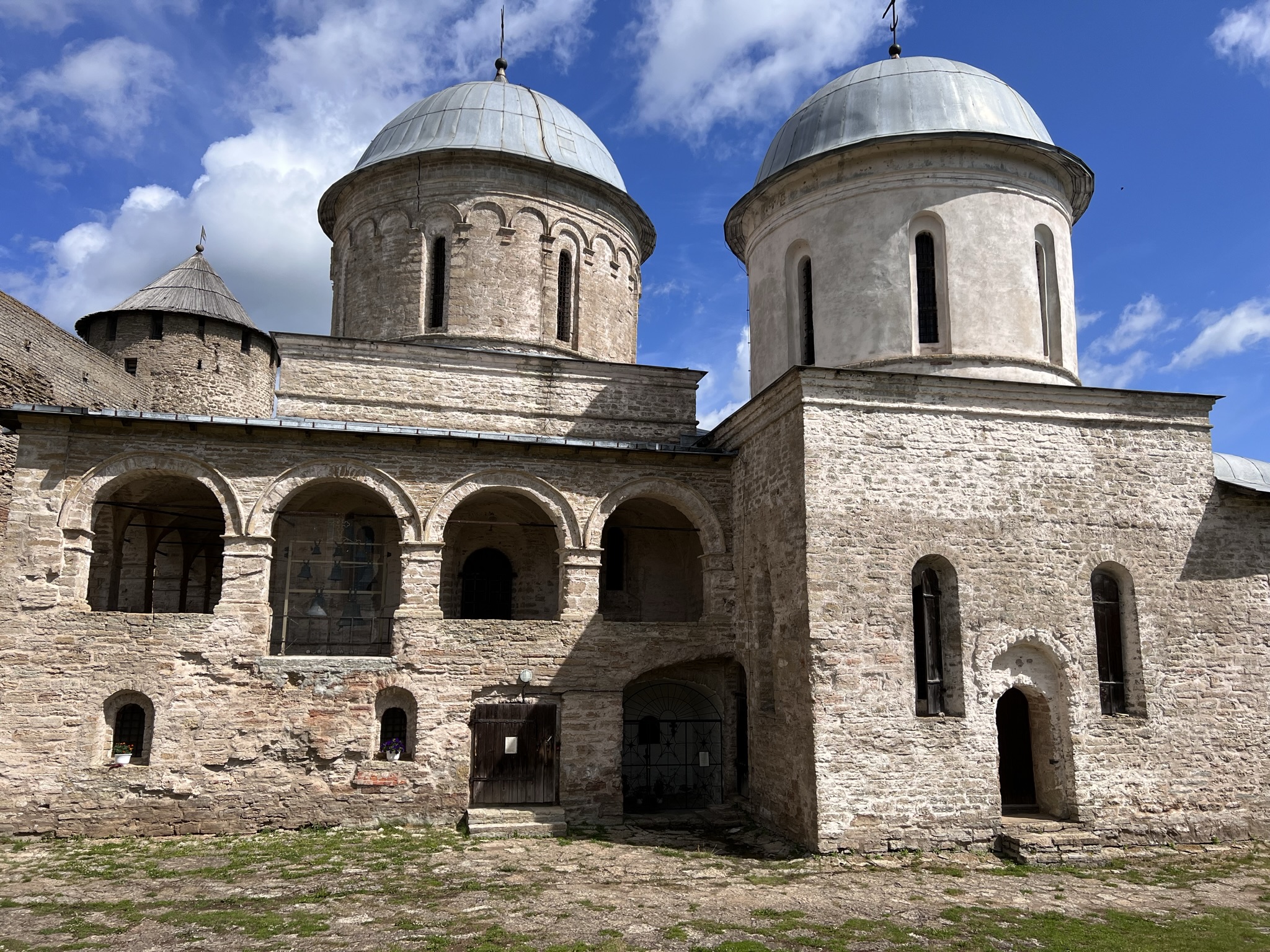 Ивангород Елизаветино: морские ежи, миноги, крепости, усадьбы