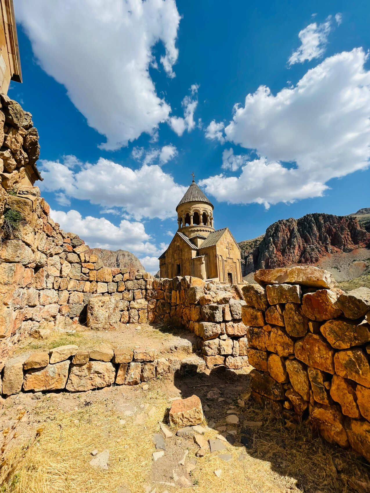 Вся Армения за 11 дней! Уютный Ереван, самая длинная в мире канатка и знаменитый коньяк