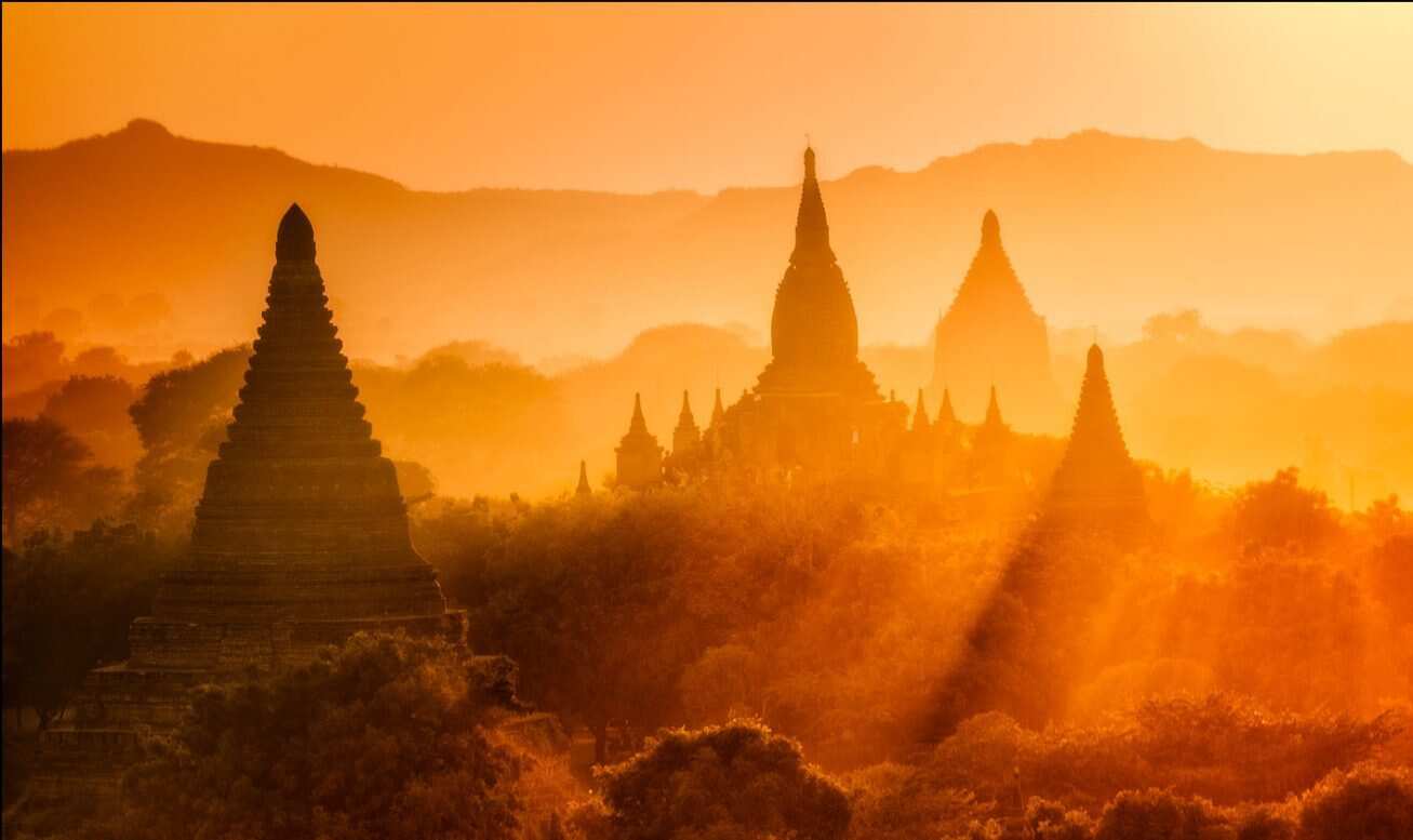 новогодние каникулы В мьянме (бирме)  2025 Г!
