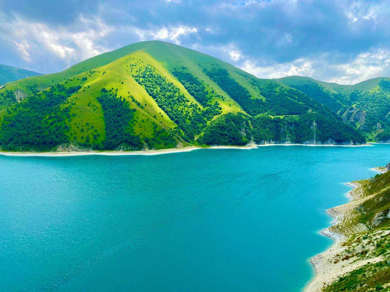 Жемчужина Чечни – высокогорное озеро Кезеной-Ам. Групповая экскурсия