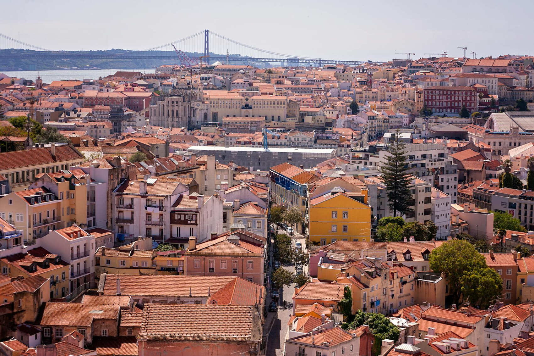 Лиссабон: треш & глэм