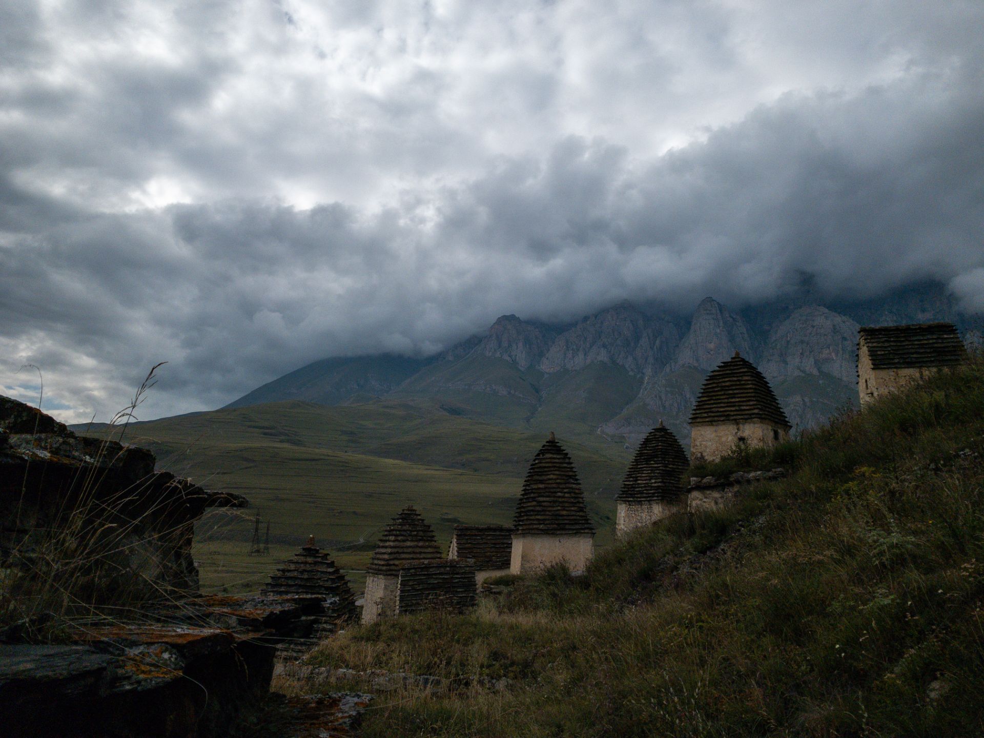 Некрополь Даргавс в Республике Северная Осетия — Алания
