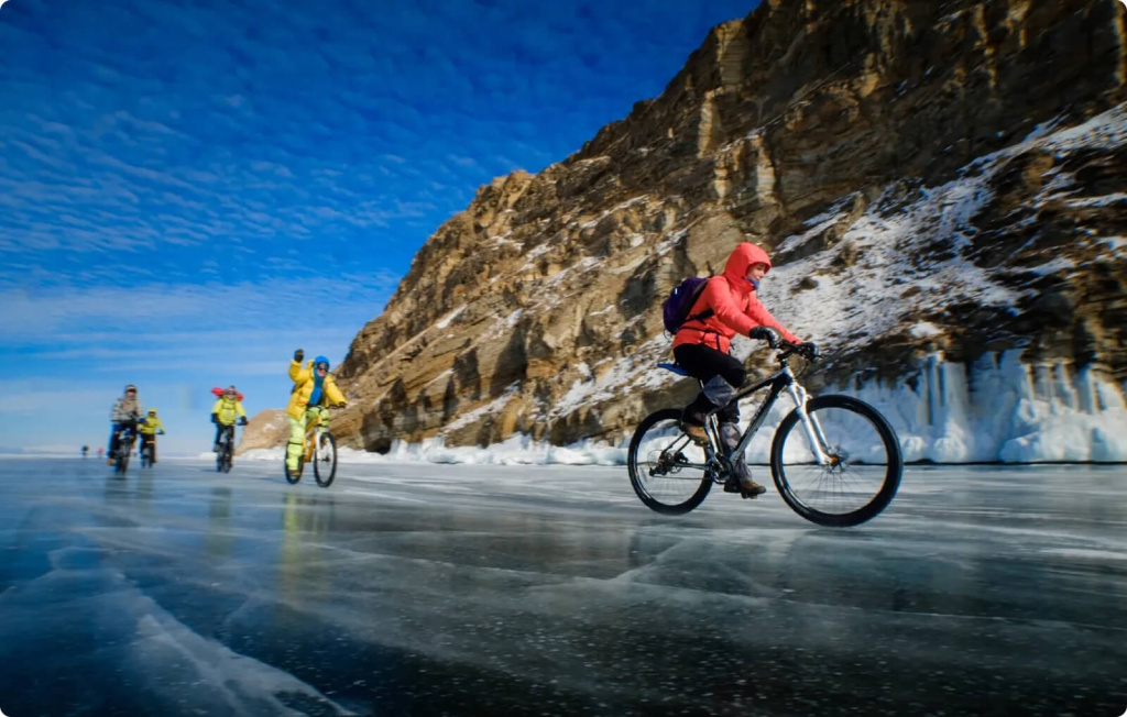 Велосипедисты на льду