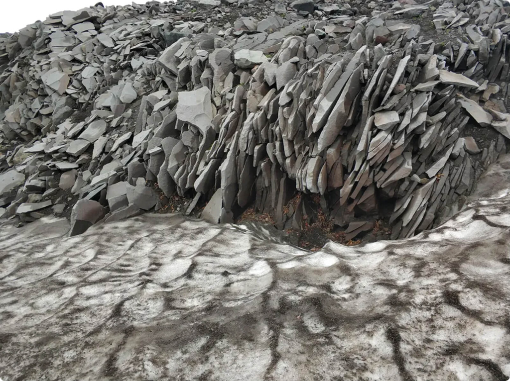 Камни