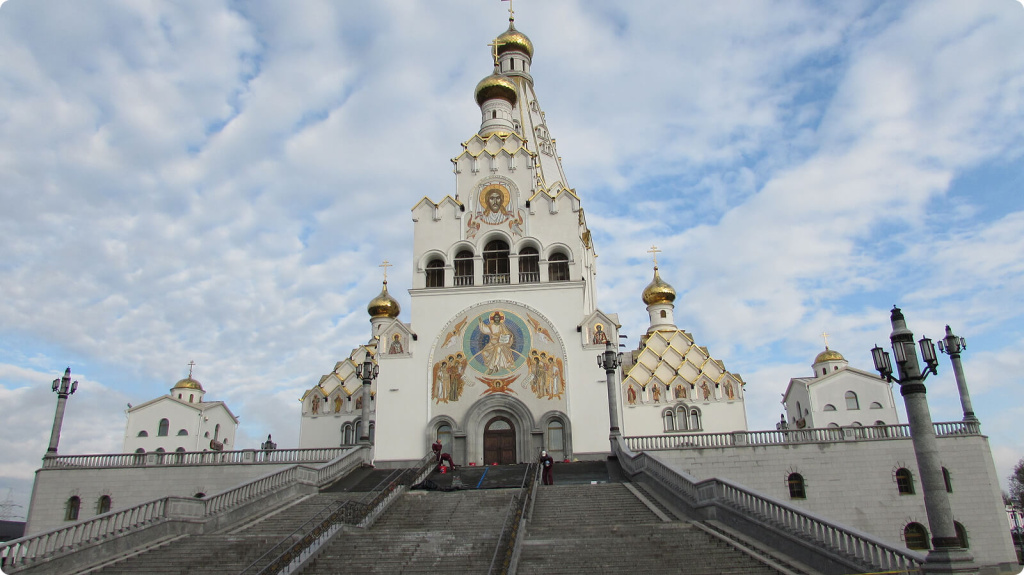 Храм
