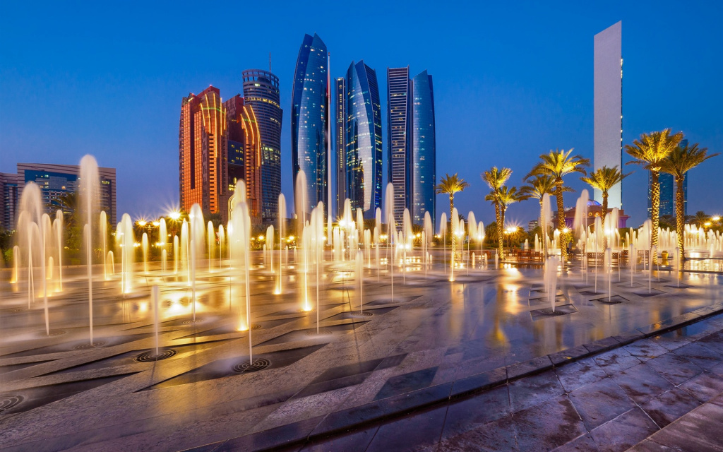 Abu-Dhabi-UAE-city-skyscrapers-fountain-night_1920x1200.jpg