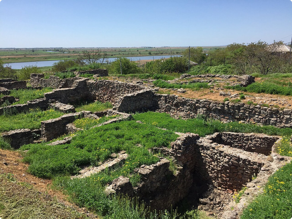 Остатки зданий
