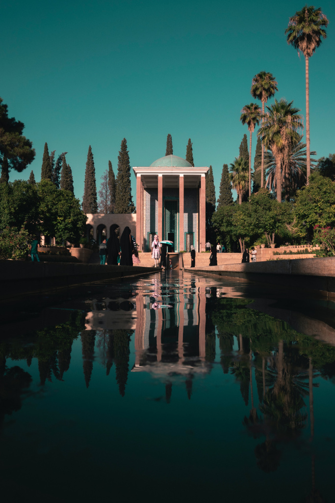 mohammad-javad-rakhshani-yEiHt-CNRE4-unsplash.jpg