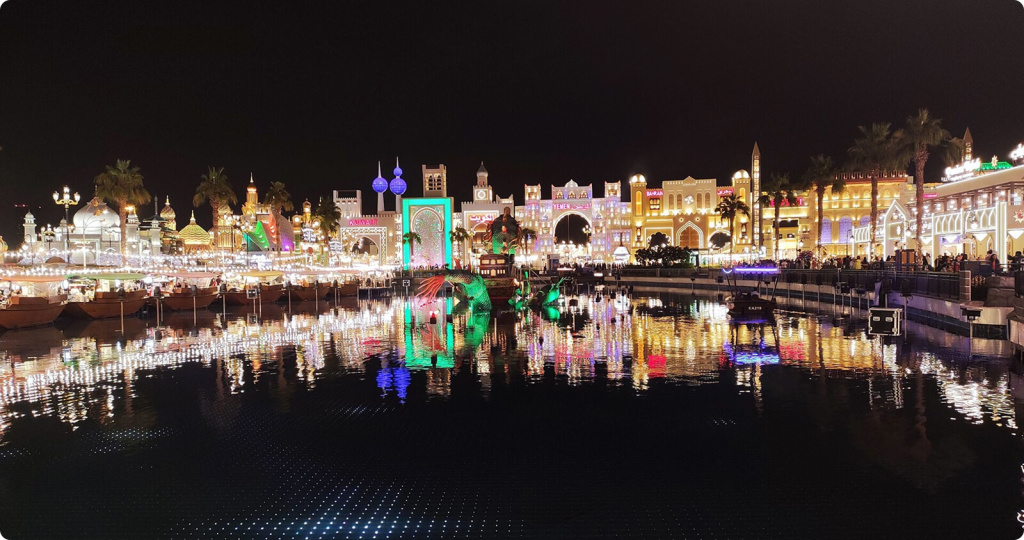 Здания с подсветкой