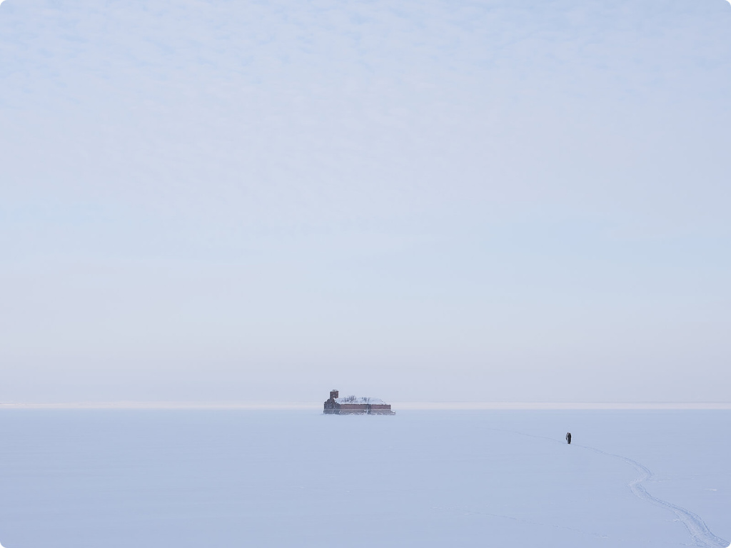 Домик на снегу