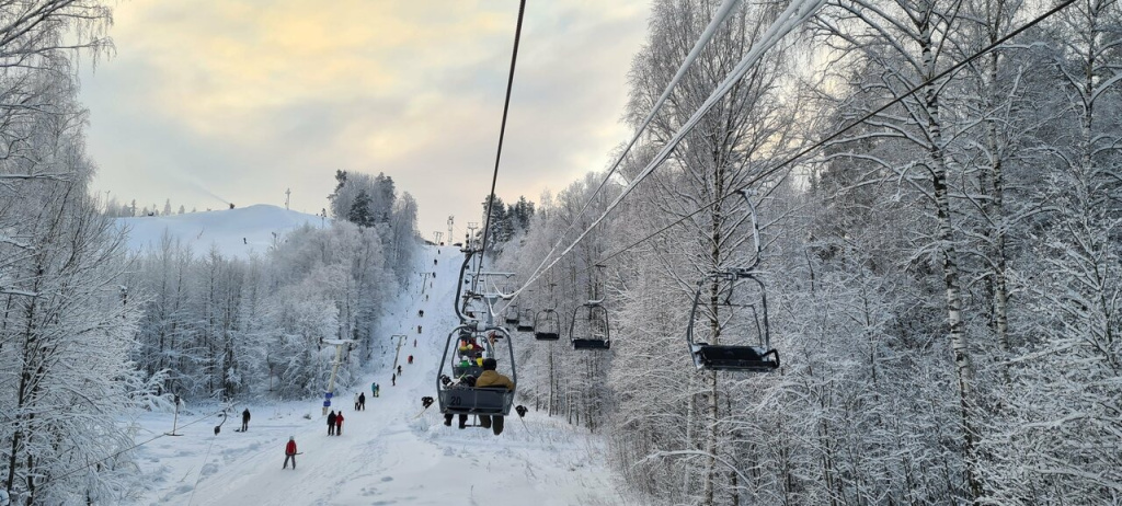 Красное озеро