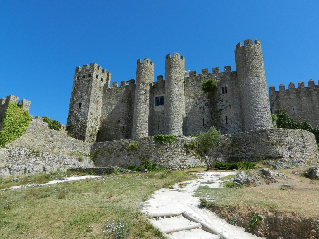 Замок Обидуш в Португалии