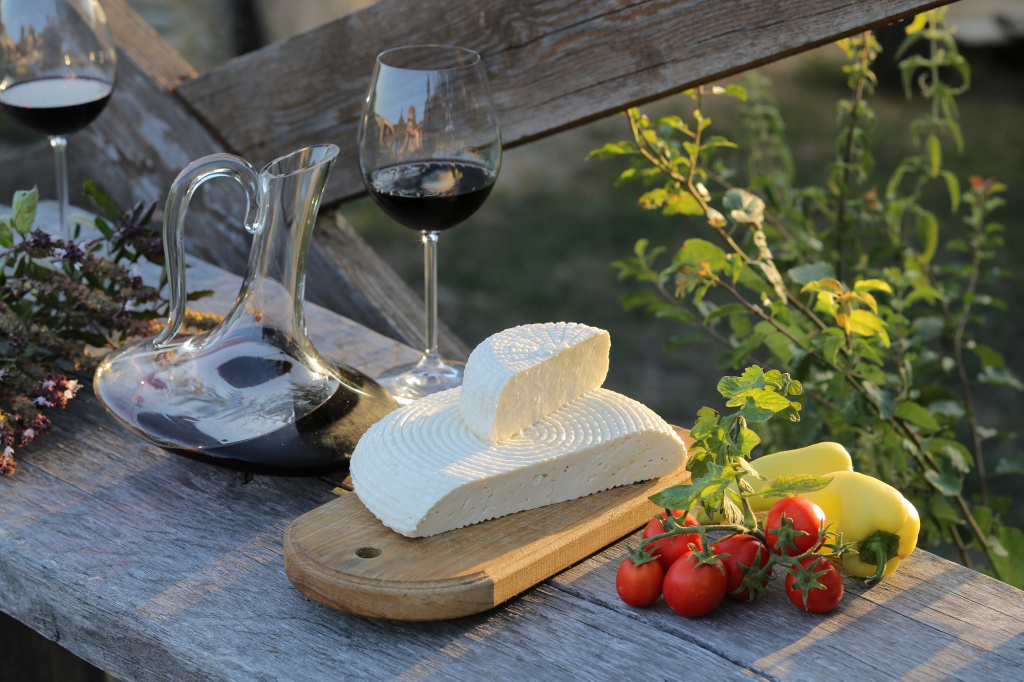 Сыр и вино в Краснодаре