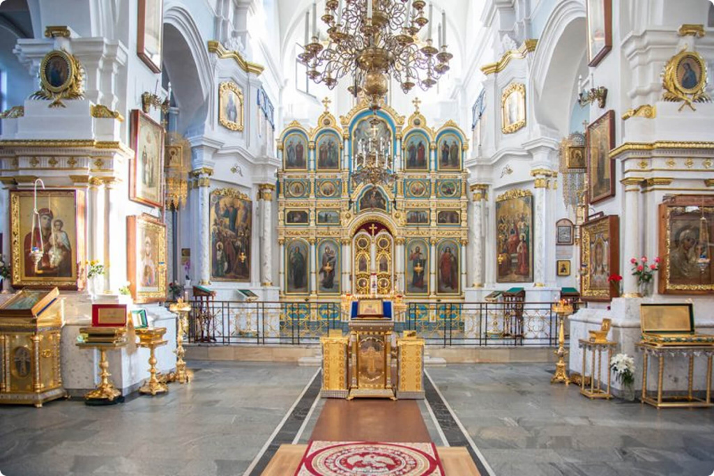 Храм