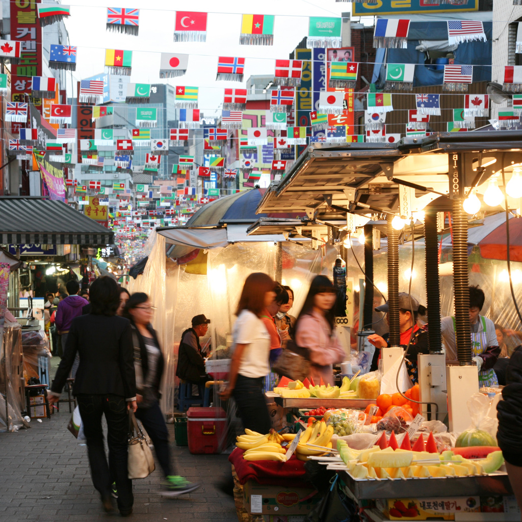 Фрукты и рынки в Южной Корее