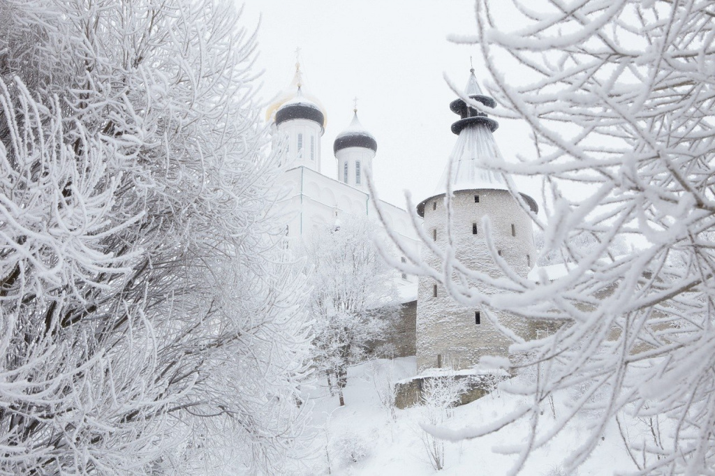 Монастырь в Пскове