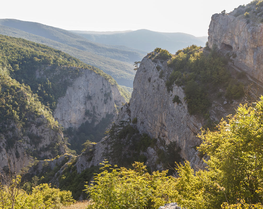 Каньон в Крыму ай Петри