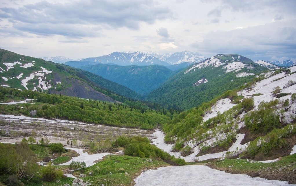 Лаго Наки через горы к морю