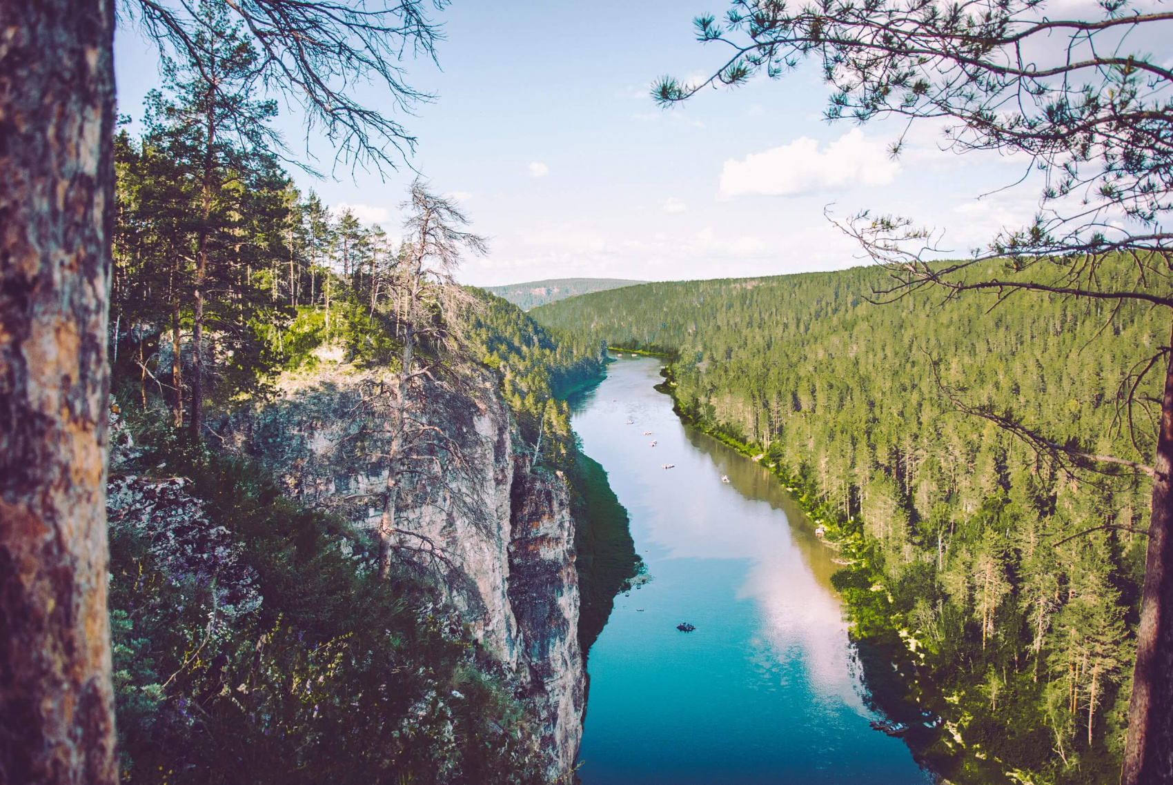 Лунная река сплавы по реке ай