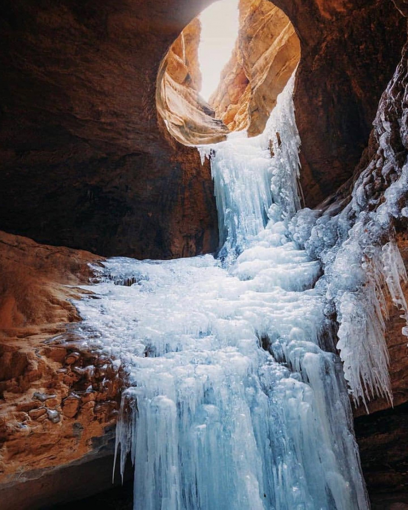 Гунибский водопад