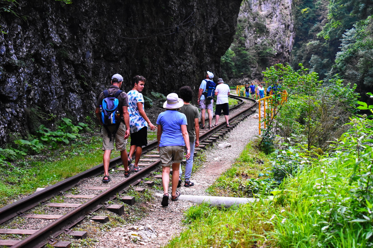Экскурсия в Гуамское ущелье