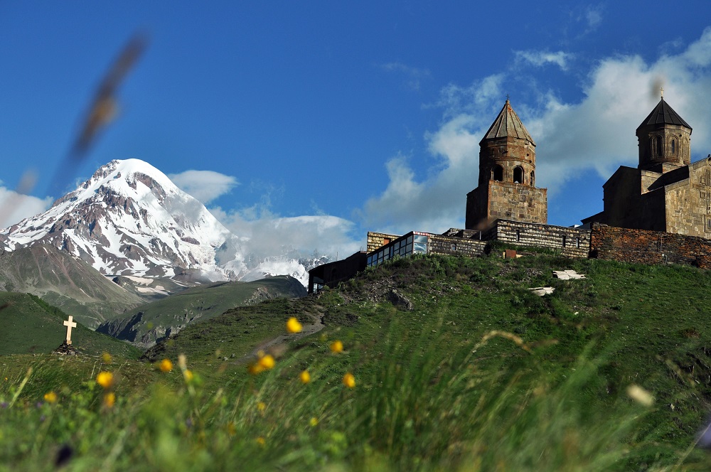 Kazbegi Грузия достопримечательности