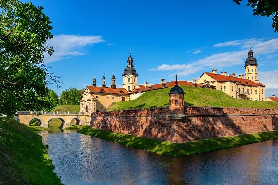 Экскурсия в несвижский замок из минска