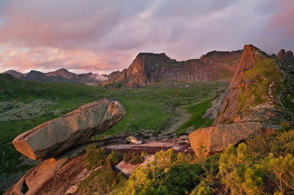 Красноярский край горы Саяны