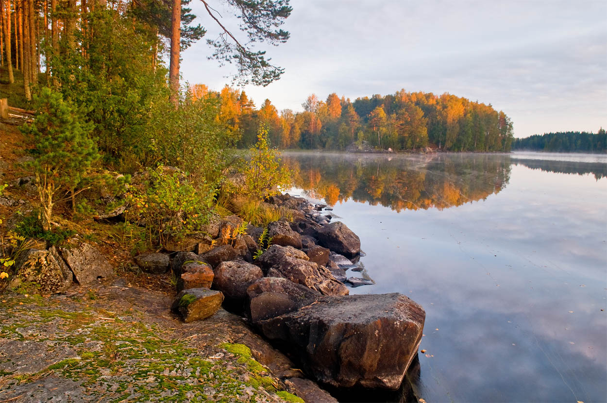 Осенняя река Карелия