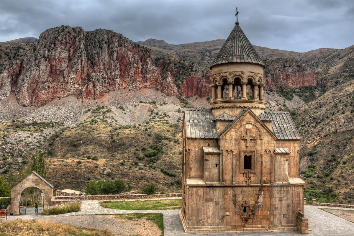 bolshoy_tur_po_armenii_ekskursii_i_neslozhnyy_treking_armeniya