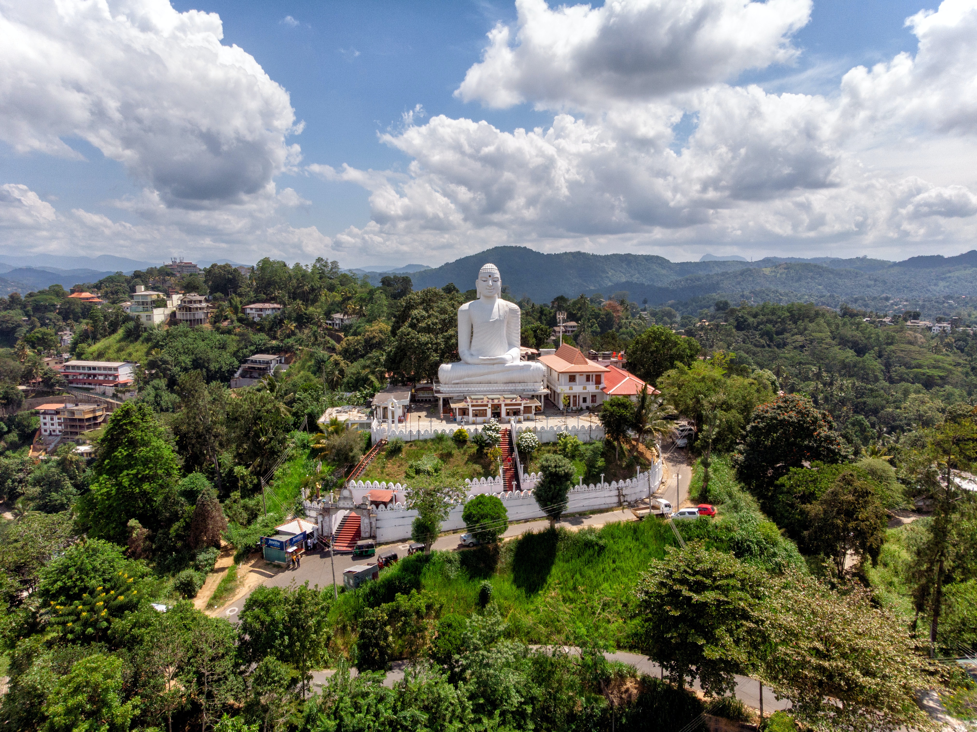 Шри ланка sri lanka. Канди Шри Ланка. Древний город Канди Шри Ланка. Храм Канди Шри Ланка. Достопримечательности Шри Ланки Канди.